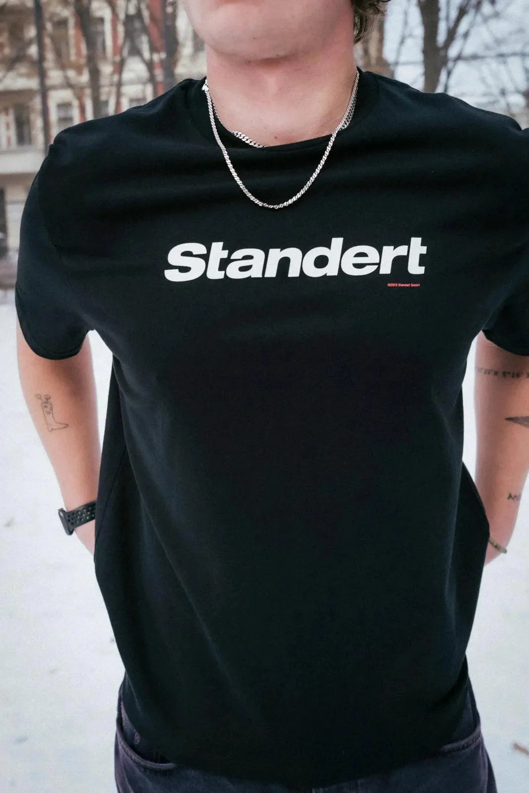 T-Shirt | Performance Logo | Black MY 24 - Image 3